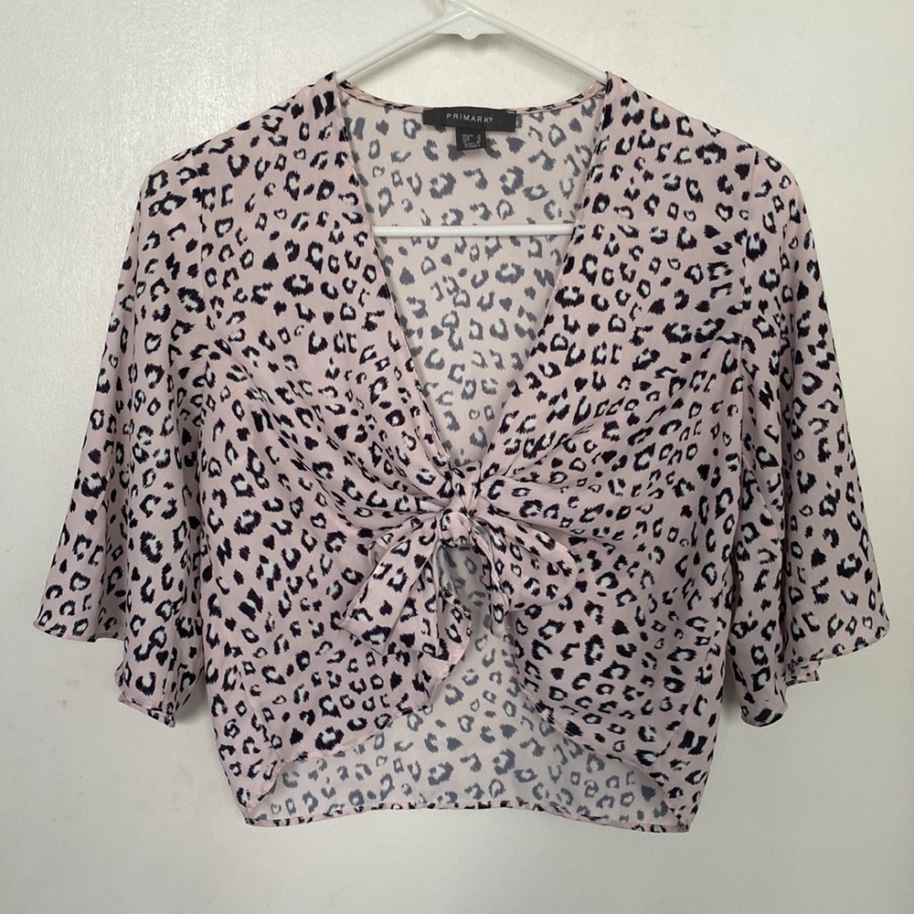 Leopard print tie front crop top US4
